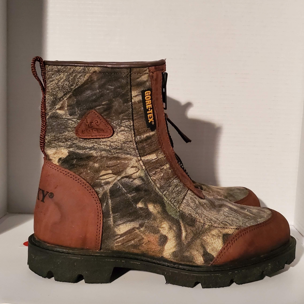 Rocky Camouflage Gore-Tex Boots with Brown Accents - Picture 4 of 4